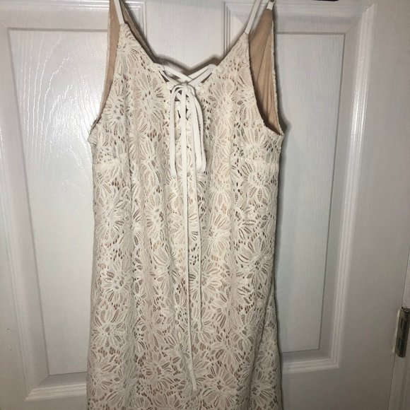 lots of love by speechless Dresses & Skirts - NWT White lace short dress